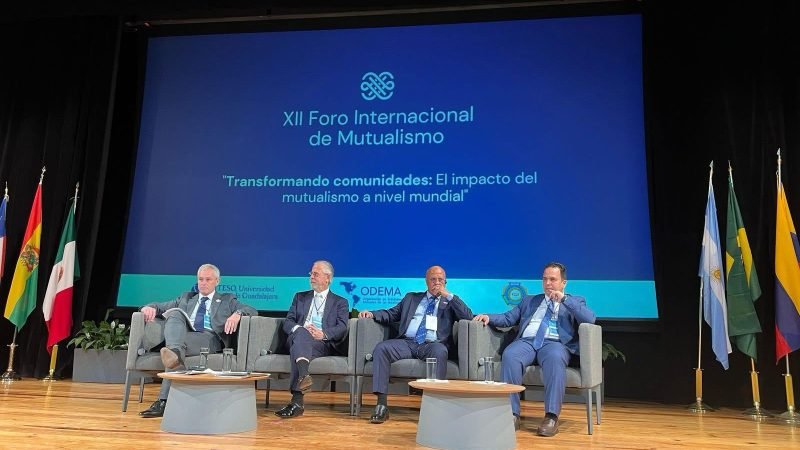 مولاي ابراهيم العثماني رئيس الاتحاد العالمي للتعاضد يبرز ريادة التجربة المغربية في مجال التعاضد خلال المنتدى الدولي الثاني عشر للتعاضد بكوادالاخارا المكسيك المنظم من طرف ODEMA