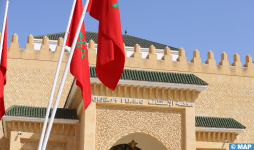 وفاة طفل داخل سيارة بمنطقة ساحل بوطاهر إقليم تاونات: المعاينات الأولية خلصت إلى احتمال اختناق الضحية داخل السيارة التي بقي بها (بلاغ)