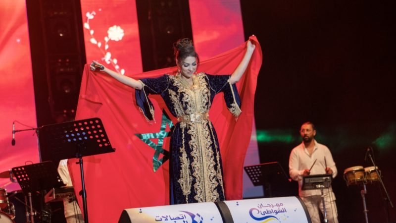 اختتام ناجح للدورة 21 لمهرجان الشواطئ لاتصالات المغرب: أجواء مفعمة بالموسيقى والتفاعل والمشاعر 